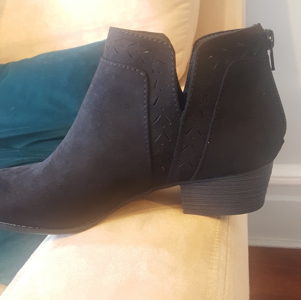 Booties - Picture 2 of 4